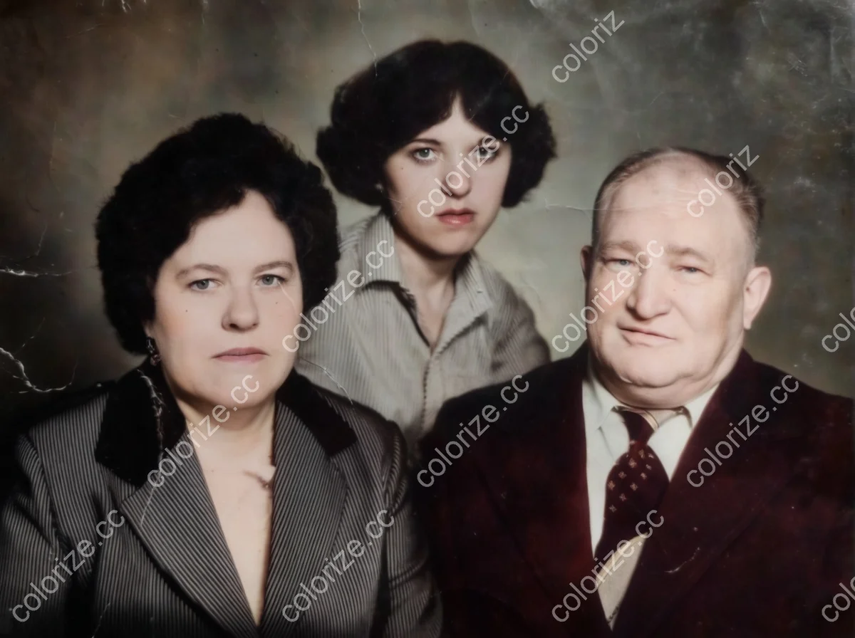Восстановленная фотография в цвете